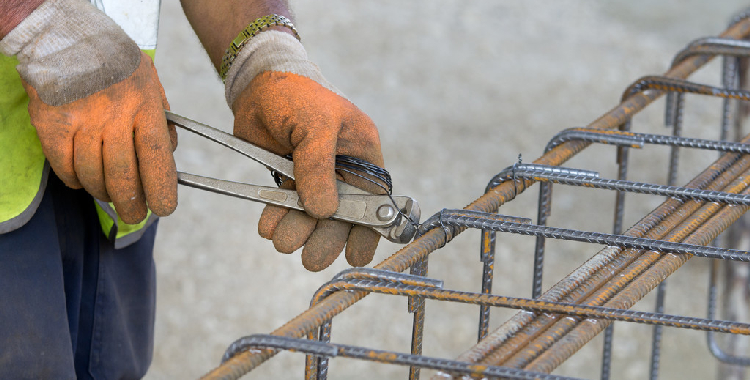 基本面表现偏弱 螺纹钢短期或延续低位震荡运行